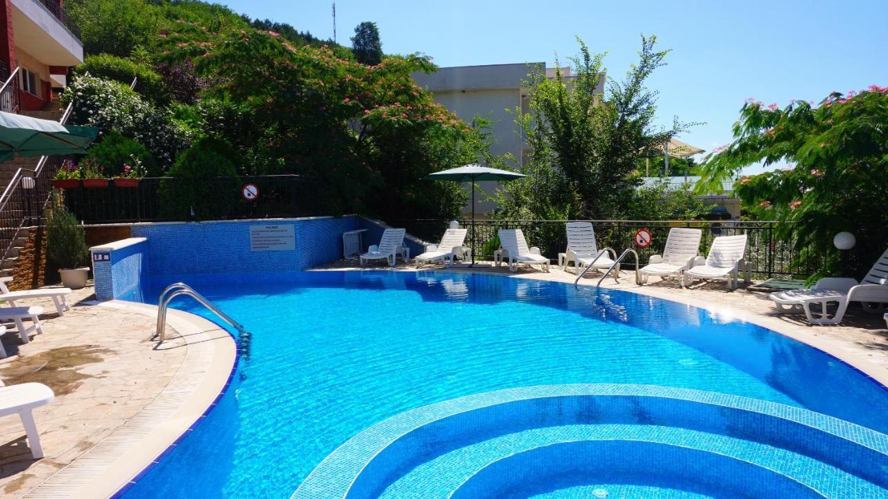 קברנה Апартаменти Свети Георги - Saint George Apartments מראה חיצוני תמונה